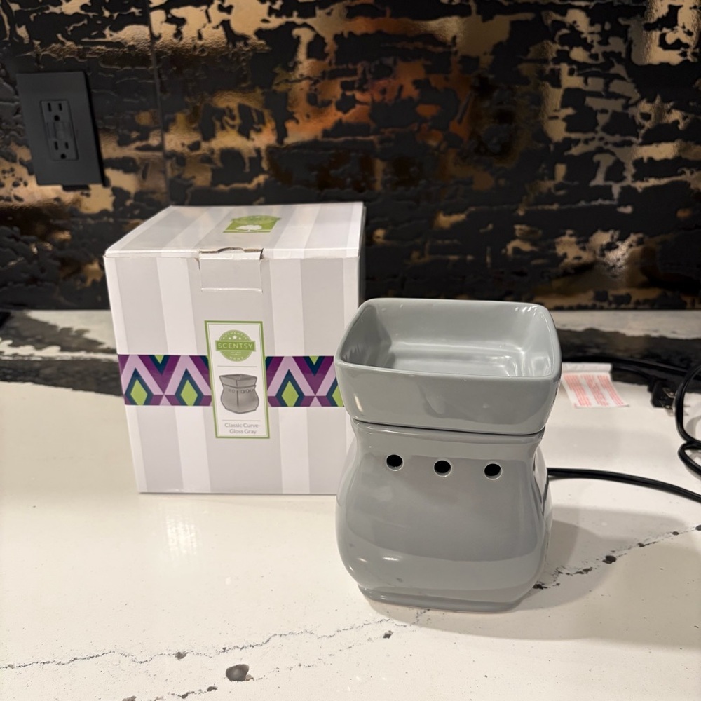 Scentsy Gray Candle Holder